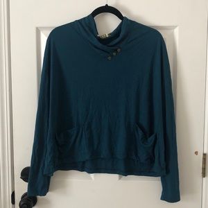 Cropped Long Sleeve Blouse